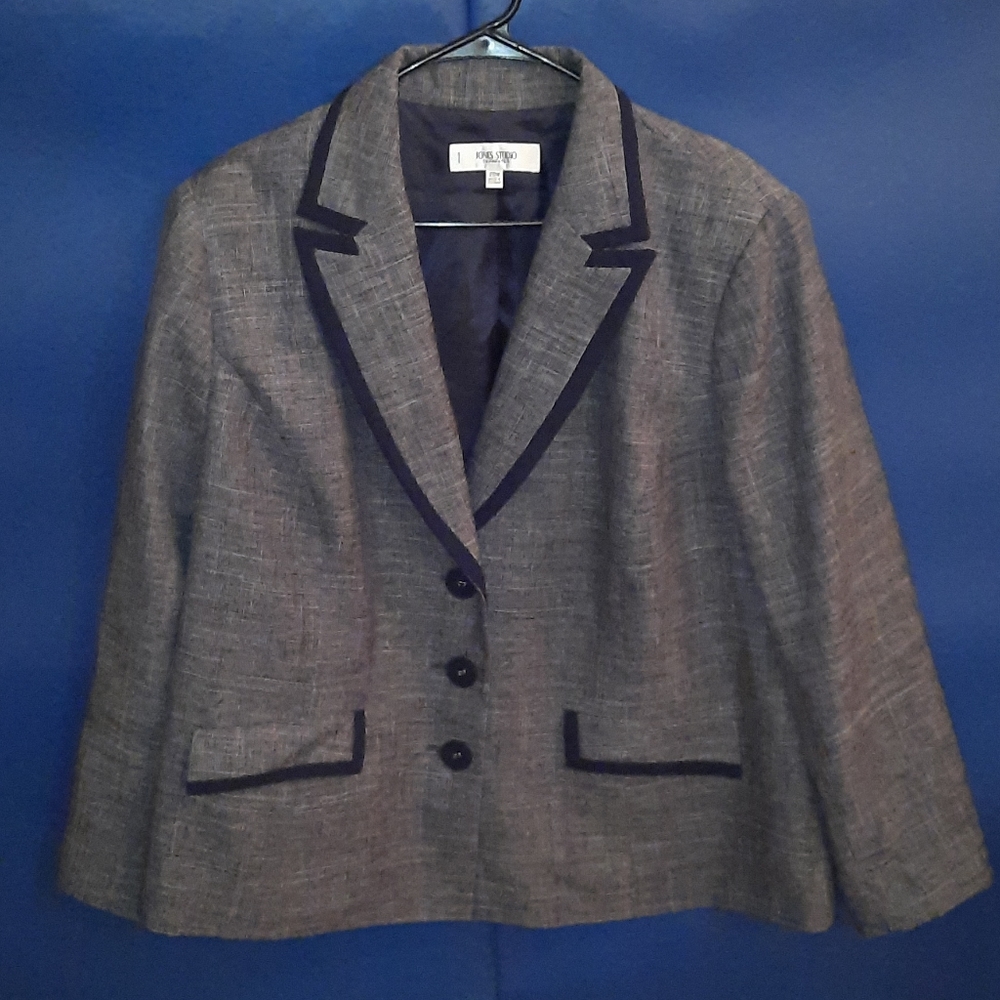 Jones studio blue gray blazer 20w